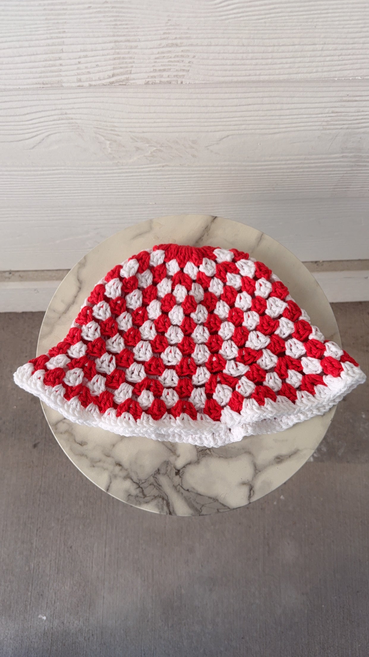2-Toned Granny Square Bucket Hat